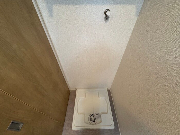 物件内観写真19　(洗濯機置場)