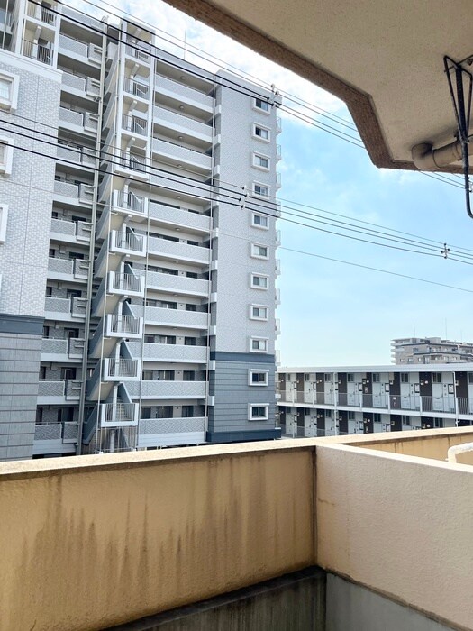 物件内観写真22　(室内からの展望)