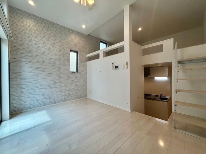 物件内観写真10　(居室)