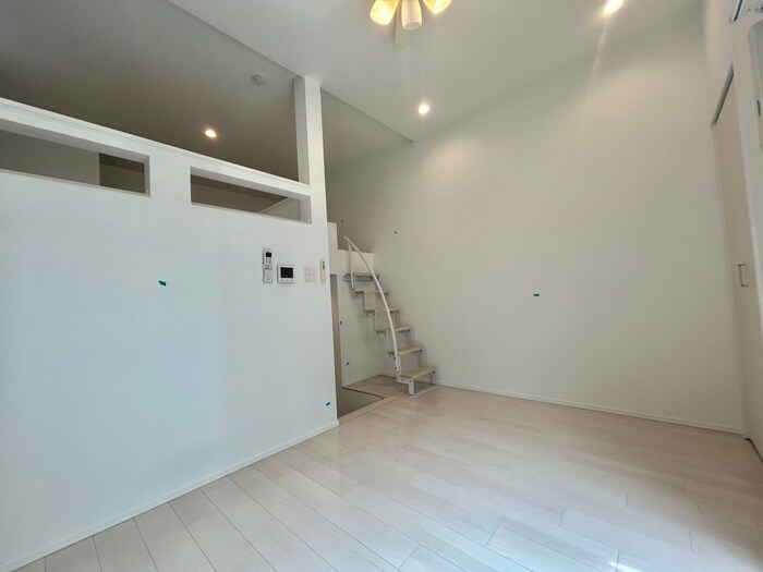 物件内観写真11　(居室)