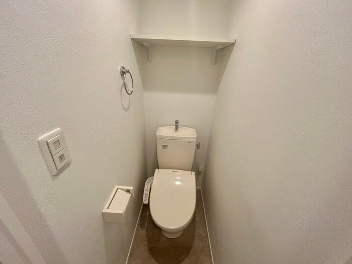 物件内観写真17　(トイレ)
