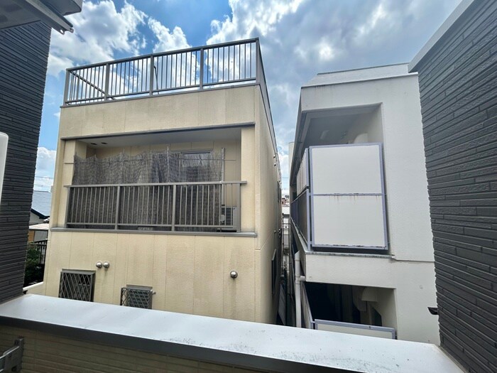 物件内観写真22　(室内からの展望)