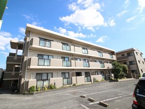 ビレッジ京外観写真