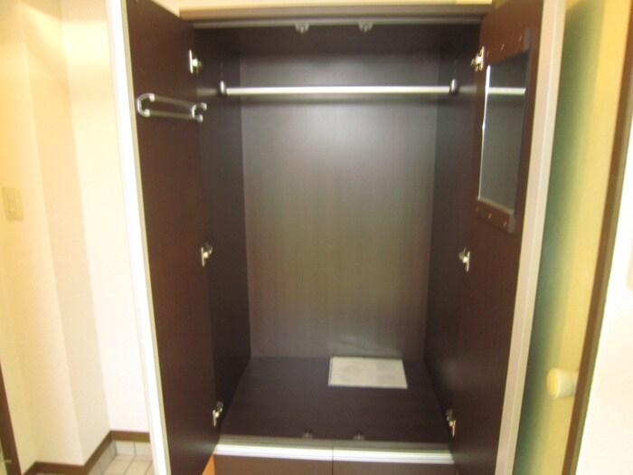 物件内観写真7　(収納)