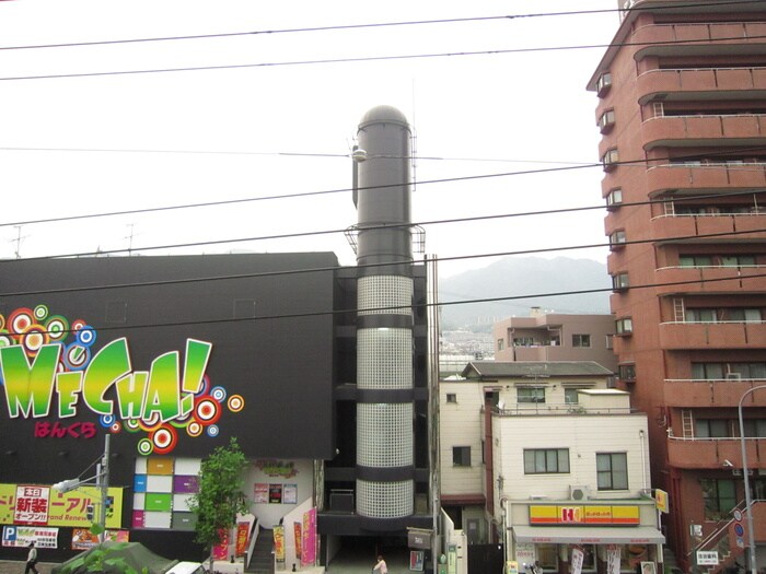 物件内観写真12　(室内からの展望)