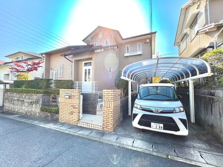青山４丁目貸家外観写真