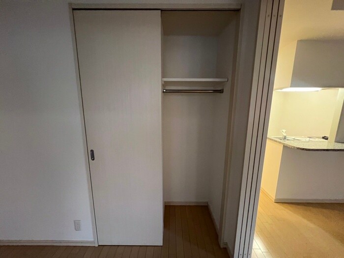物件内観写真15　(収納)