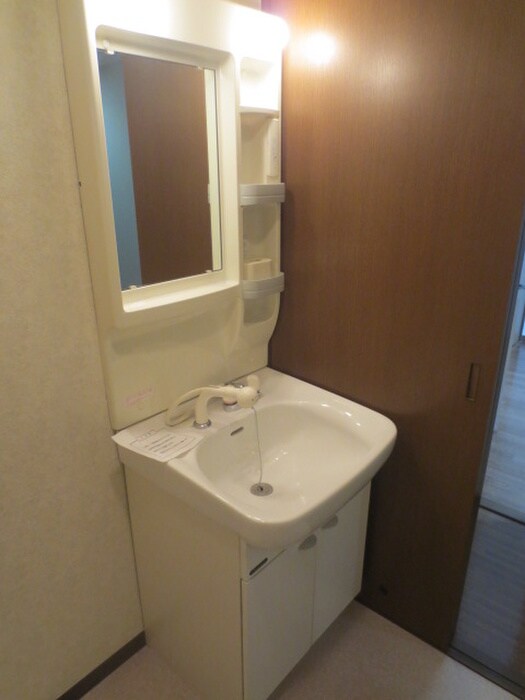 物件内観写真11　(洗面)