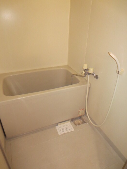 物件内観写真12　(バス／シャワールーム等)