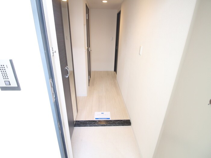 物件内観写真18　(廊下)