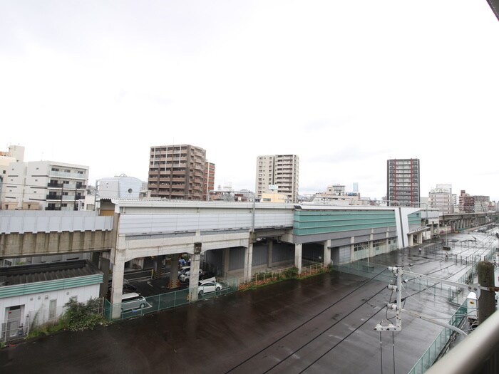 物件内観写真22　(室内からの展望)