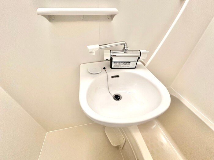 物件内観写真13　(洗面)