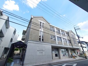 グランディ－ル北嶺外観写真