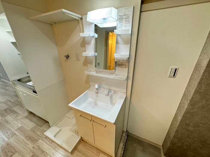 物件内観写真11　(洗面)