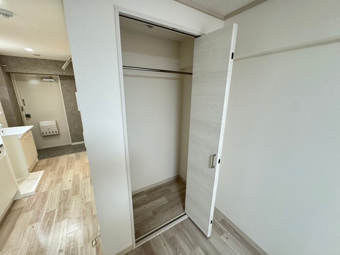 物件内観写真15　(収納)