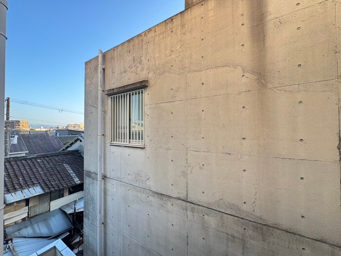 物件内観写真22　(室内からの展望)