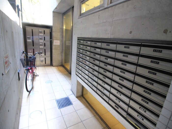 物件外観写真4　(建物設備)