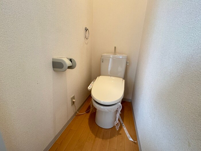 物件内観写真13　(トイレ)