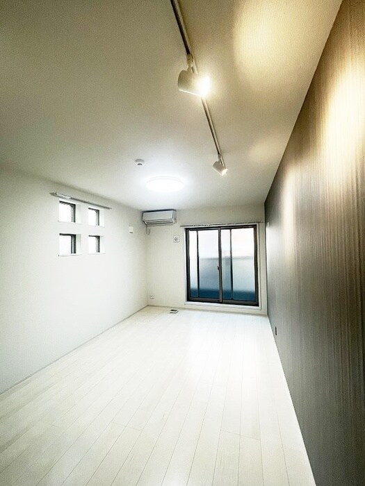 物件内観写真15　(居室)