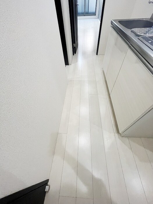 物件内観写真18　(廊下)