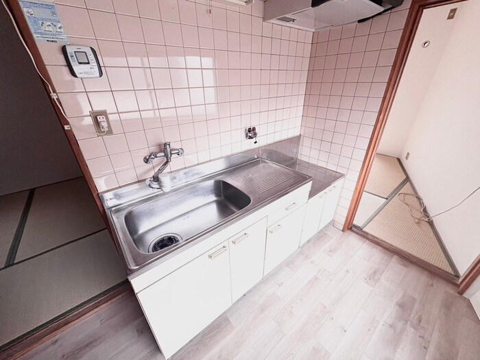 物件内観写真1　(キッチン)