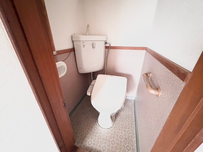 物件内観写真2　(トイレ)