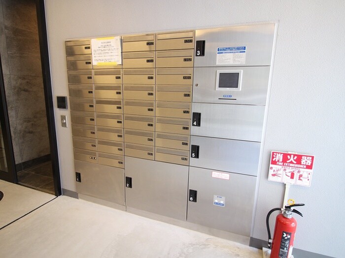 物件外観写真4　(建物設備)