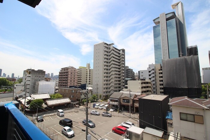 物件内観写真20　(室内からの展望)