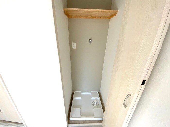 物件内観写真20　(洗濯機置場)