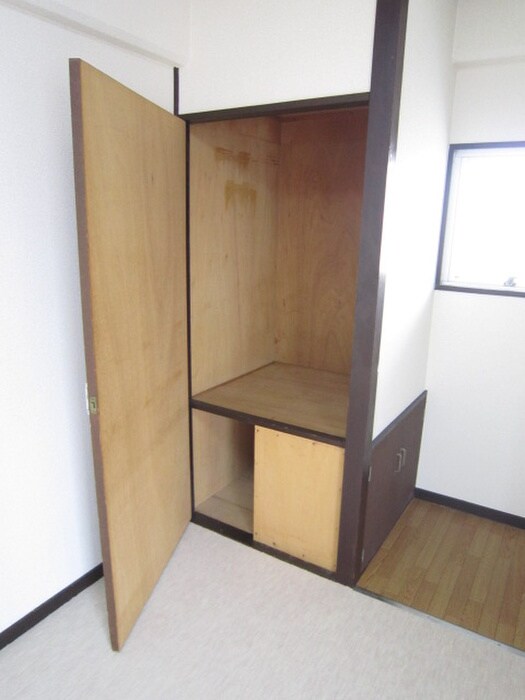 物件内観写真11　(収納)