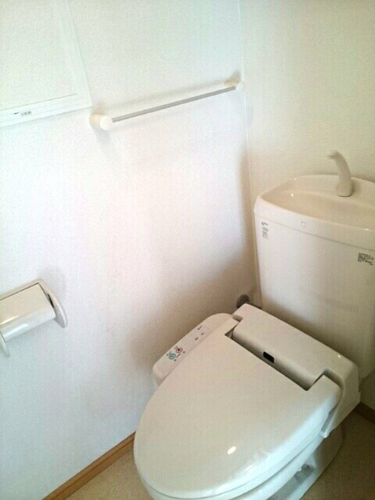 物件内観写真11　(トイレ)