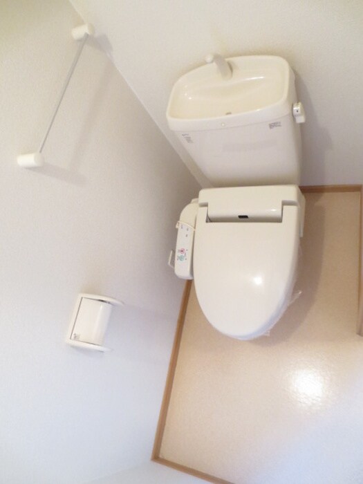 物件内観写真13　(トイレ)