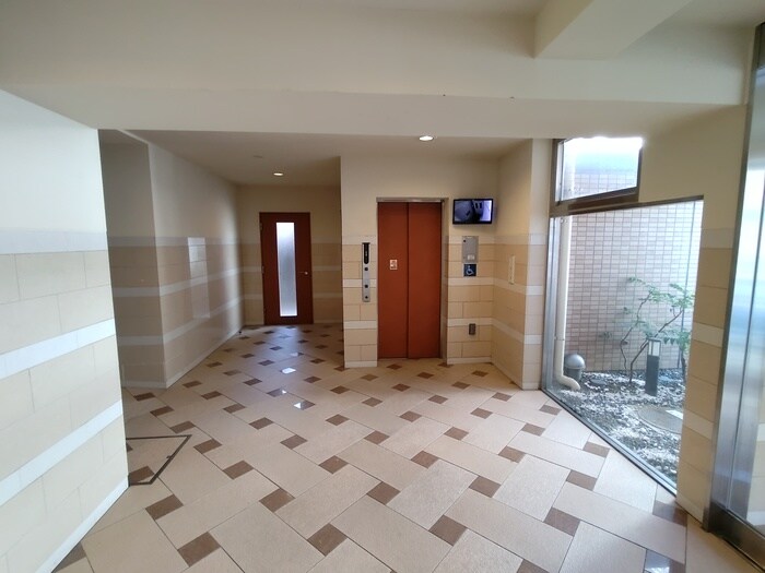 物件外観写真4　(建物設備)