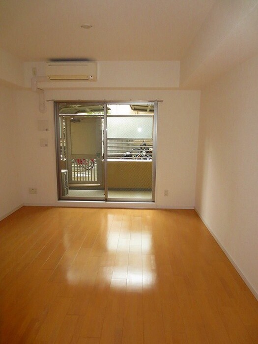 物件内観写真13　(居室)