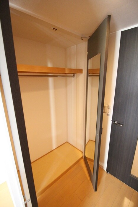 物件内観写真18　(収納)