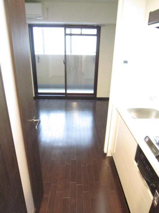 物件内観写真8　(廊下)