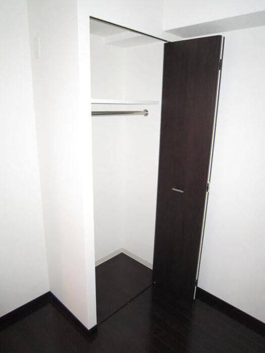 物件内観写真11　(収納)