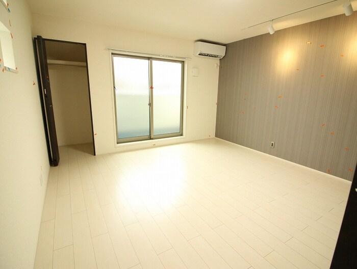 物件内観写真14　(居室)