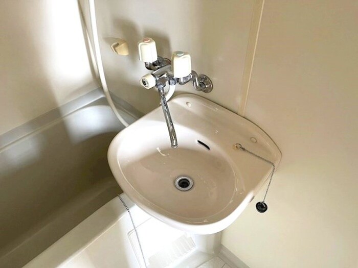 物件内観写真11　(洗面)