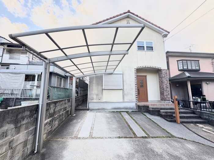 物件外観写真5　(駐輪場)