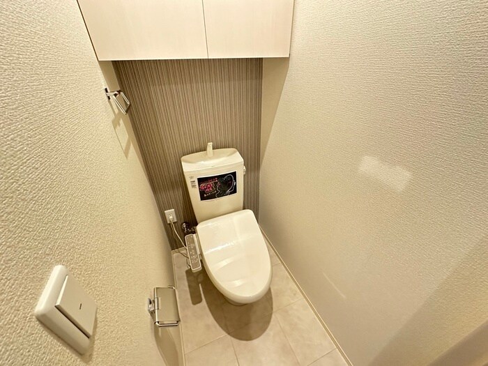 物件内観写真14　(トイレ)