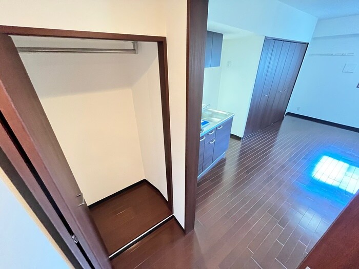 物件内観写真13　(収納)