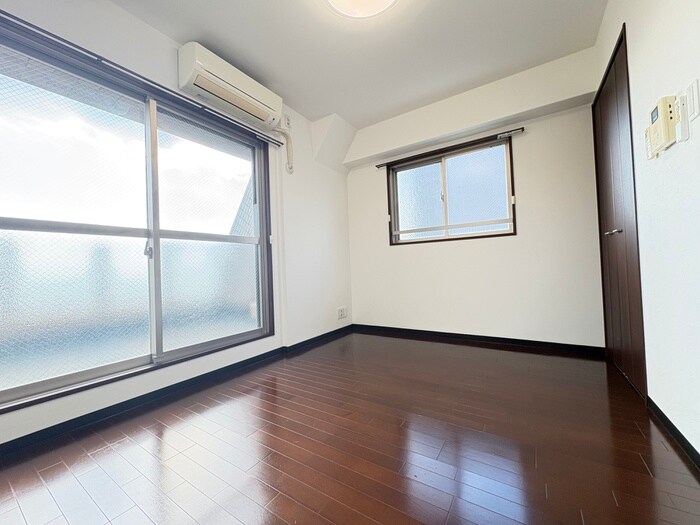 物件内観写真14　(居室)