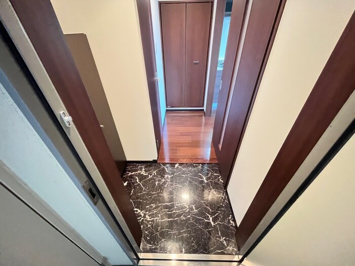 物件内観写真19　(廊下)