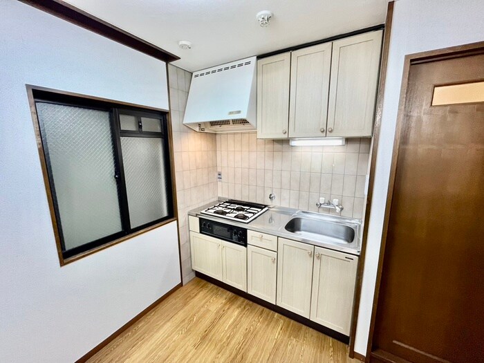 物件内観写真9　(キッチン)