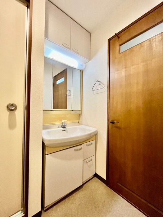 物件内観写真11　(洗面)