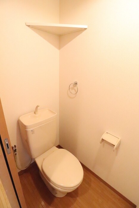 物件内観写真10　(トイレ)