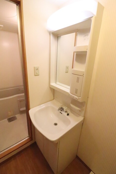 物件内観写真11　(洗面)