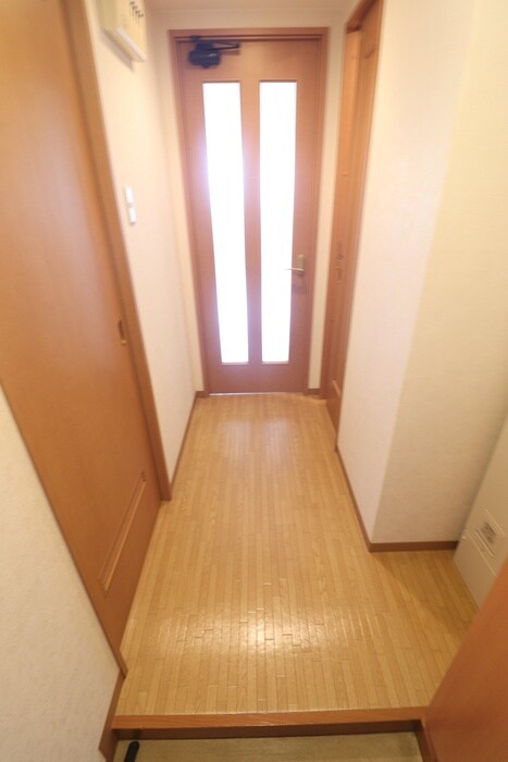 物件内観写真19　(廊下)