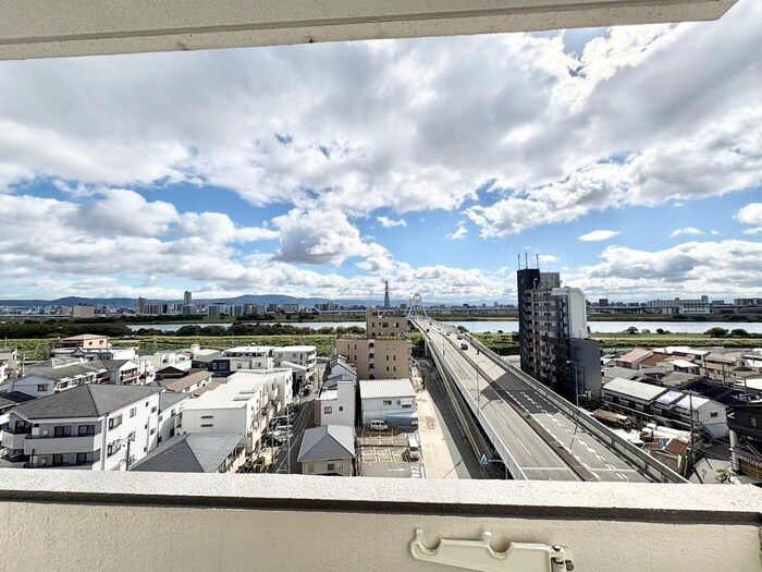 物件内観写真16　(室内からの展望)